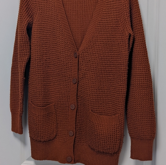 Sweater - Picture 2 of 2